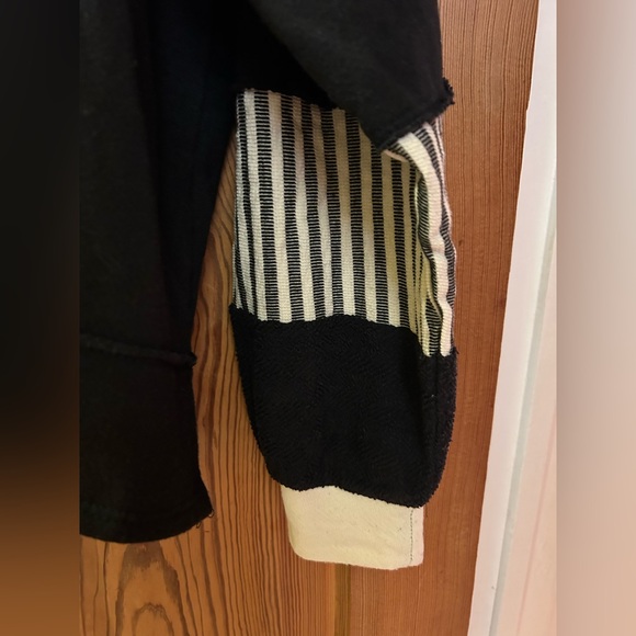 BUCKETLIST Ruth Oversized Knit Top Size Medium - Picture 6 of 14